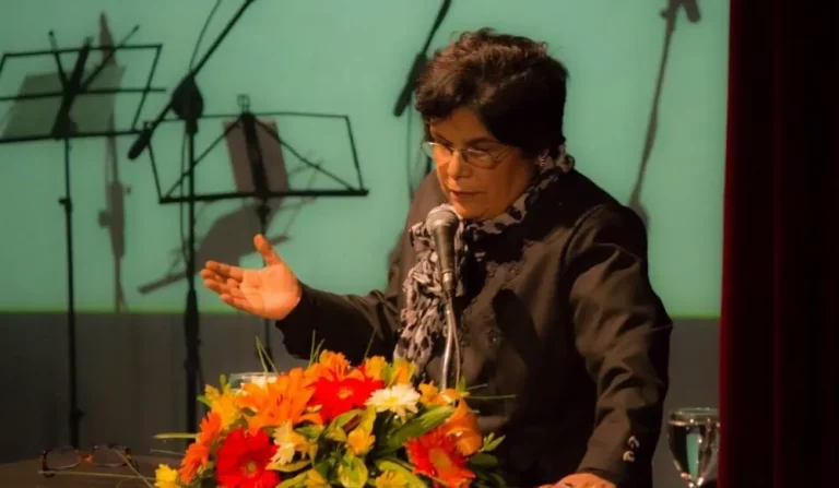 Rosario Andrada presenta «El huevo del flamenco»